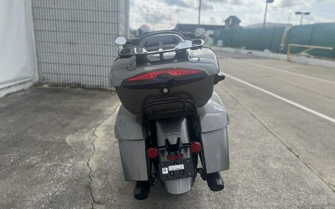 2025 Indian Roadmaster Dark Horse W/Powerband Audio Heavy Me