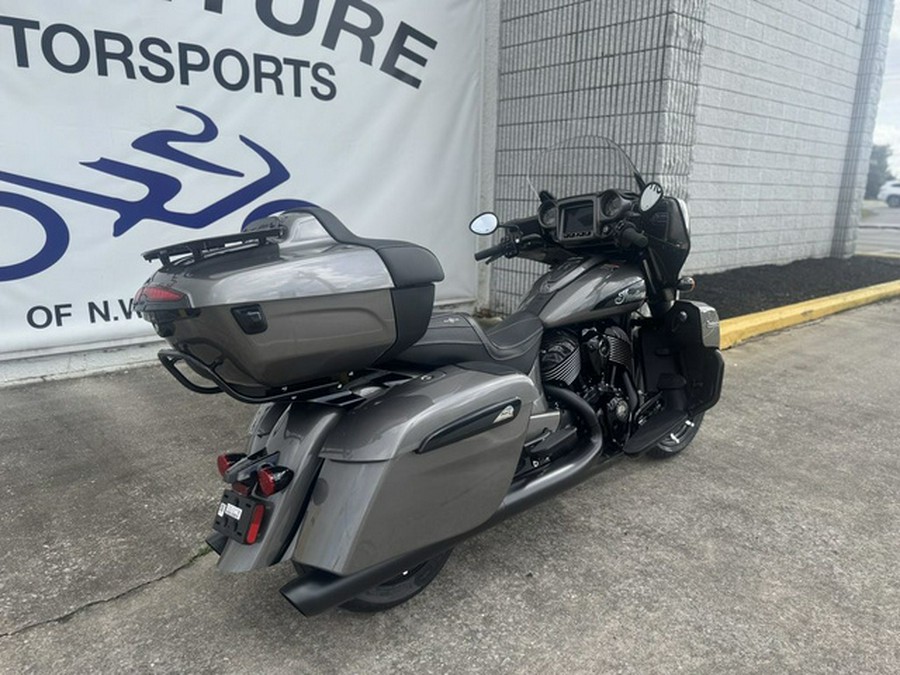 2025 Indian Roadmaster Dark Horse W/Powerband Audio Heavy Me