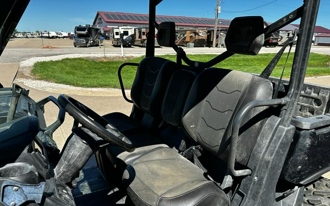 2023 Can-Am Defender XT HD10