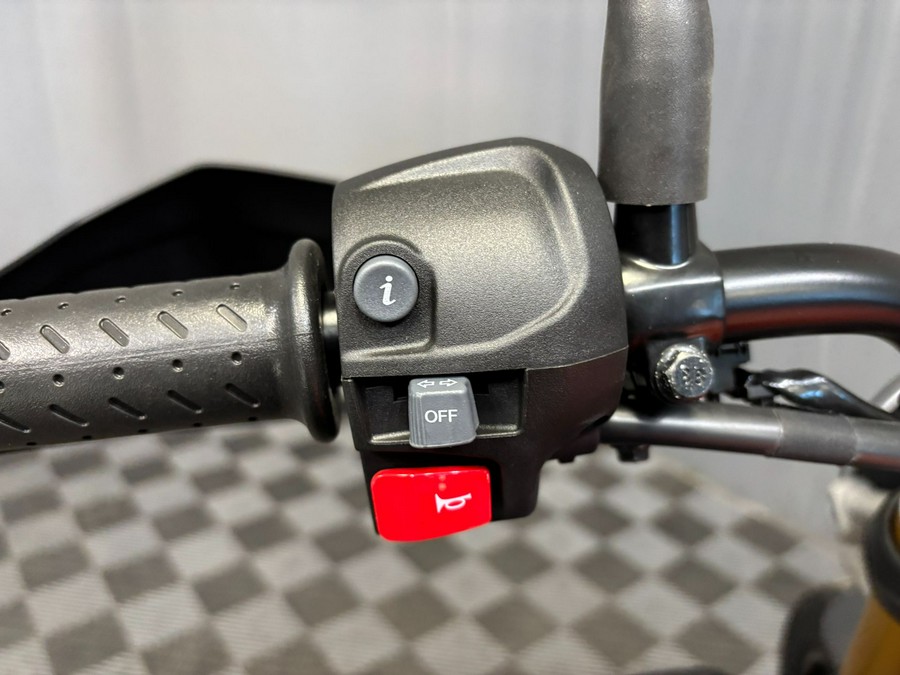 2026 Triumph Scrambler 400 X