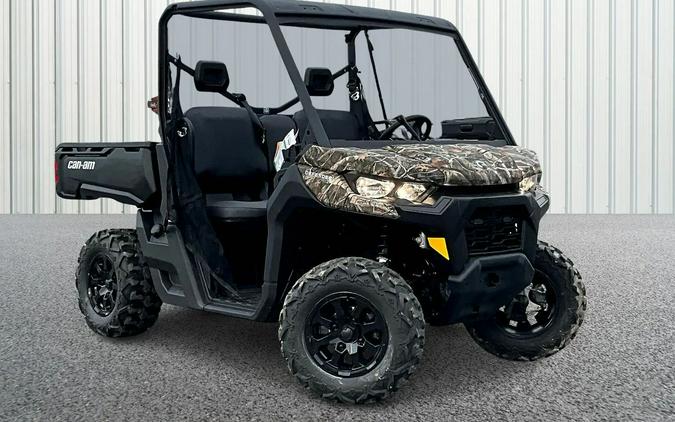 2026 Can-Am SSV DEF DPS 62 HD7 CA 26 DPS HD7