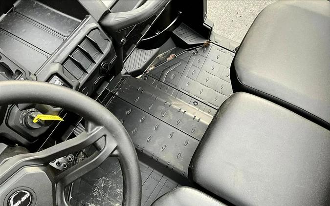 2026 Can-Am SSV DEF DPS 62 HD7 CA 26 DPS HD7