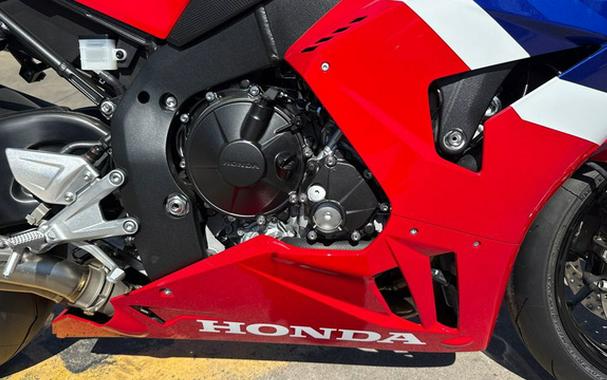 2026 Honda CBR1000RR-R Fireblade SP