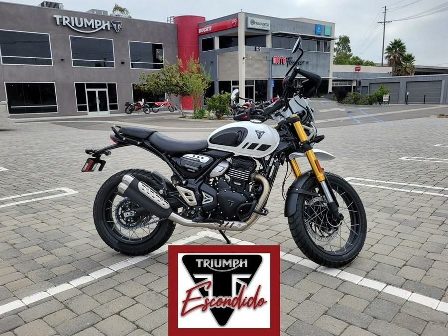 2026 Triumph Scrambler 400 XC Vanilla White