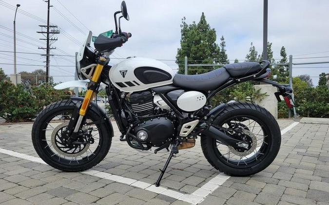 2026 Triumph Scrambler 400 XC Vanilla White