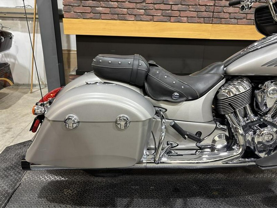 2016 Indian Motorcycle® Chieftain® Silver Smoke