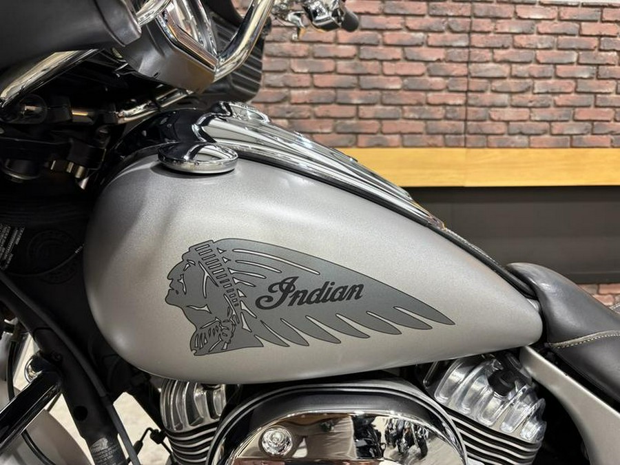 2016 Indian Motorcycle® Chieftain® Silver Smoke
