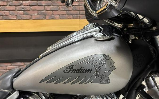 2016 Indian Motorcycle® Chieftain® Silver Smoke