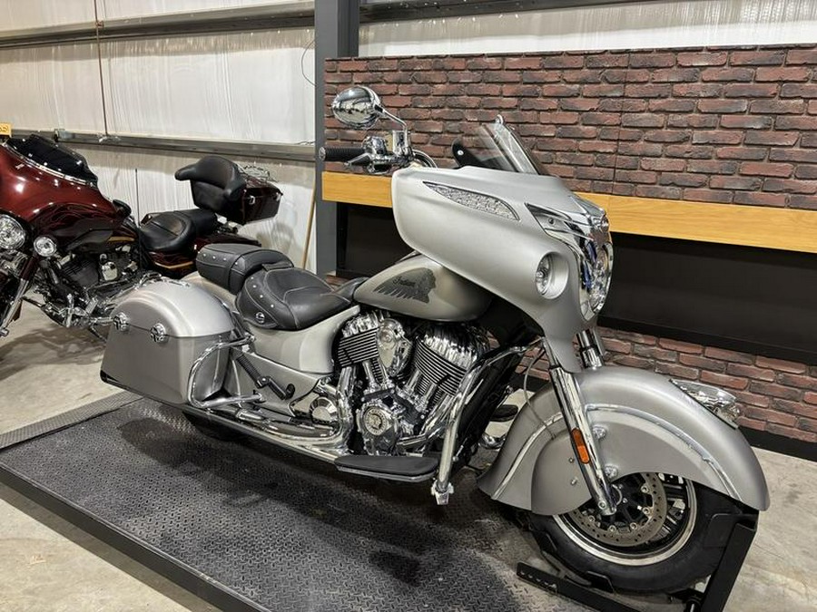 2016 Indian Motorcycle® Chieftain® Silver Smoke