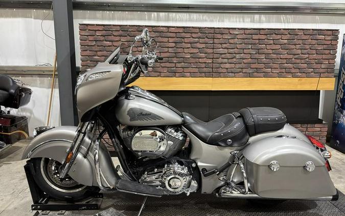 2016 Indian Motorcycle® Chieftain® Silver Smoke