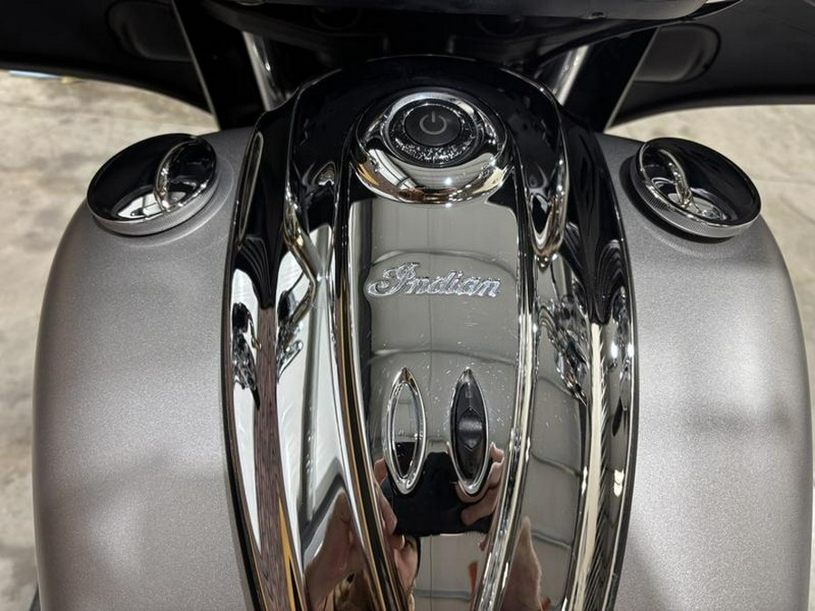 2016 Indian Motorcycle® Chieftain® Silver Smoke