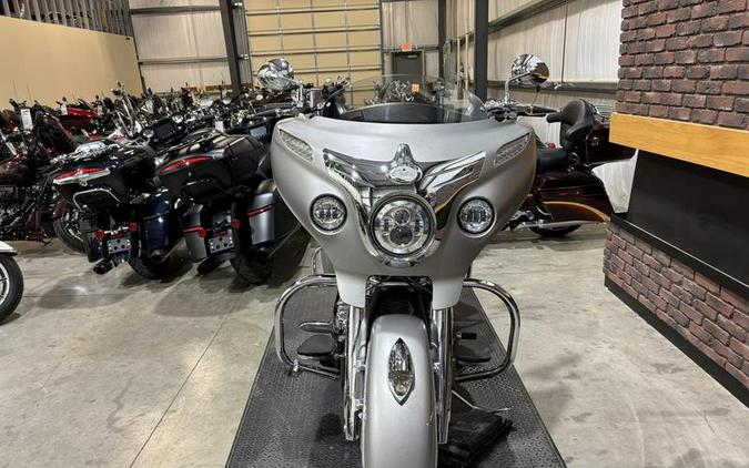 2016 Indian Motorcycle® Chieftain® Silver Smoke