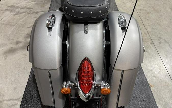 2016 Indian Motorcycle® Chieftain® Silver Smoke