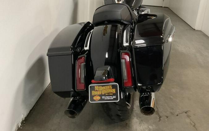 2024 Harley-Davidson® Street Glide® Vivid Black