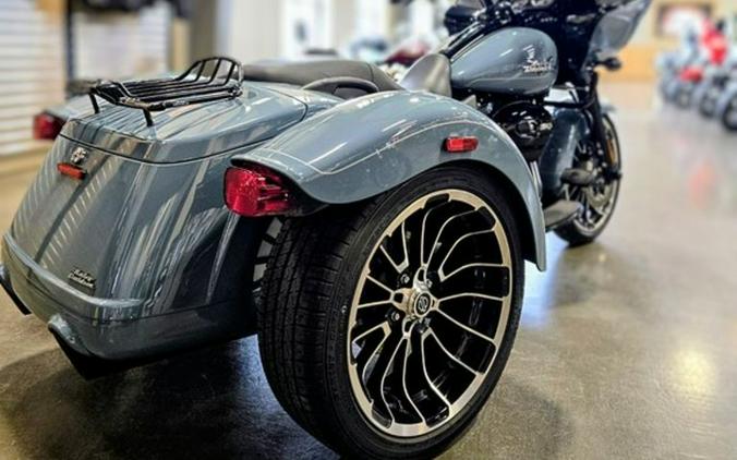2024 Harley-Davidson® FLTRT - Road Glide® 3