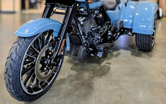 2024 Harley-Davidson® FLTRT - Road Glide® 3