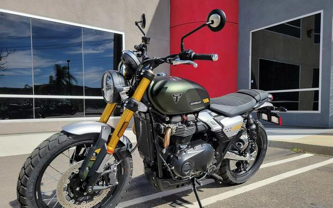 2026 Triumph Scrambler 900 Matt khaki green