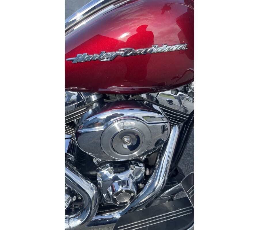 2016 Harley-Davidson Road Glide Special Velocity Red Sunglo
