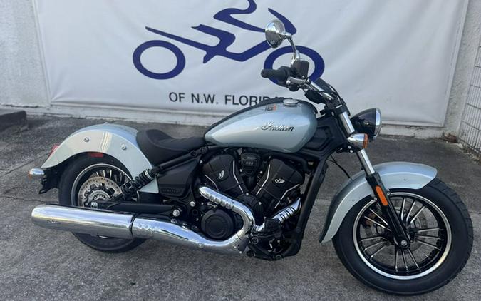 2025 Indian Scout Sixty Classic Limited Frost Silver