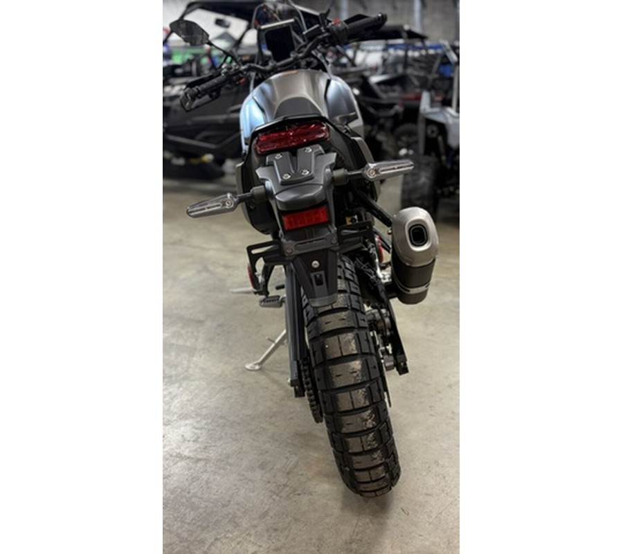 2025 Yamaha Tenere 700