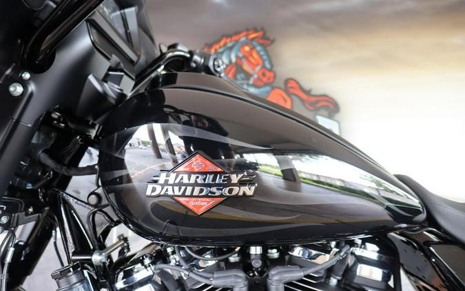 2025 Harley-Davidson® FLHX - Street Glide®