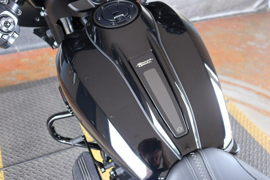 2025 Harley-Davidson® FLHX - Street Glide®