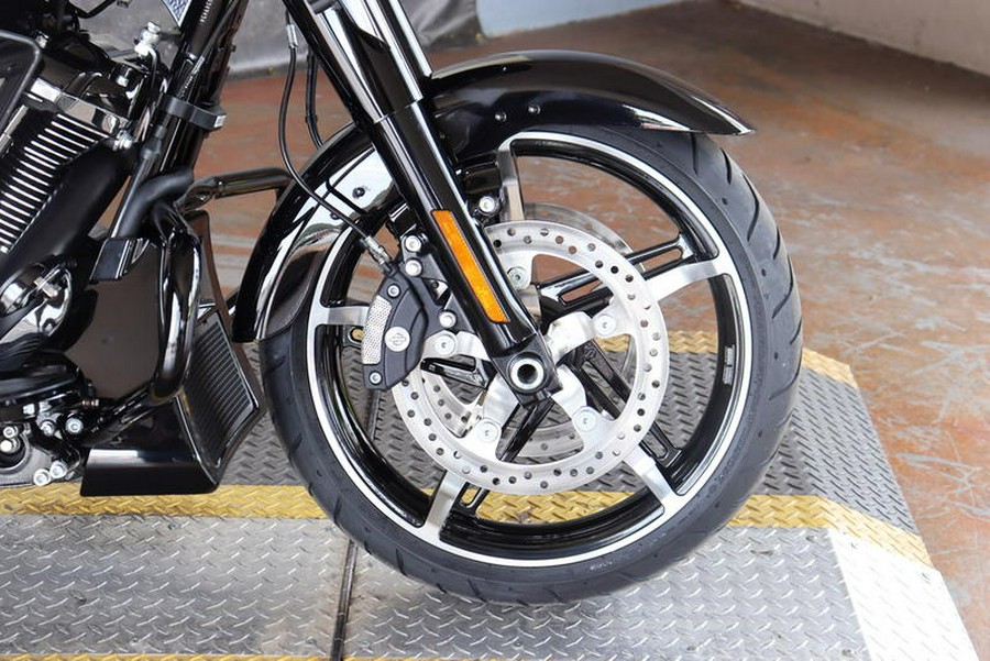 2025 Harley-Davidson® FLHX - Street Glide®