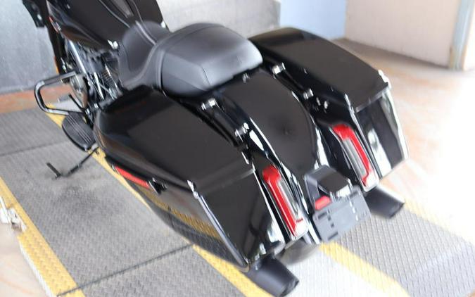 2025 Harley-Davidson® FLHX - Street Glide®