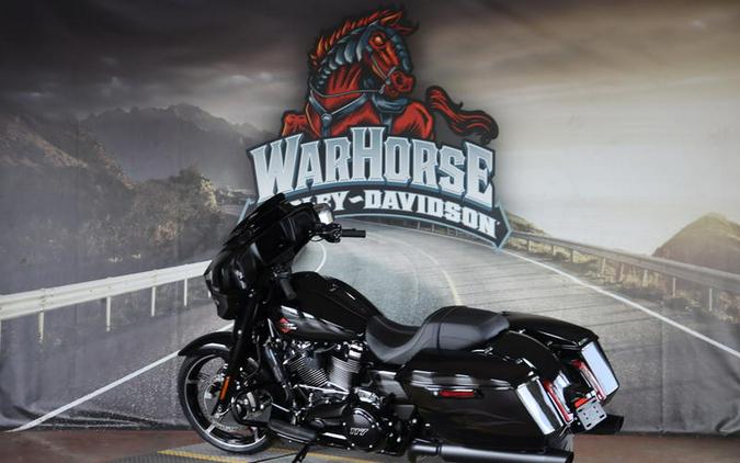 2025 Harley-Davidson® FLHX - Street Glide®