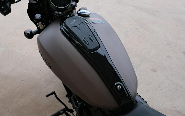 2025 INDIAN MOTORCYCLE SPORT SCOUT LIMITED WITH TECHNOLOGY PACKAGE