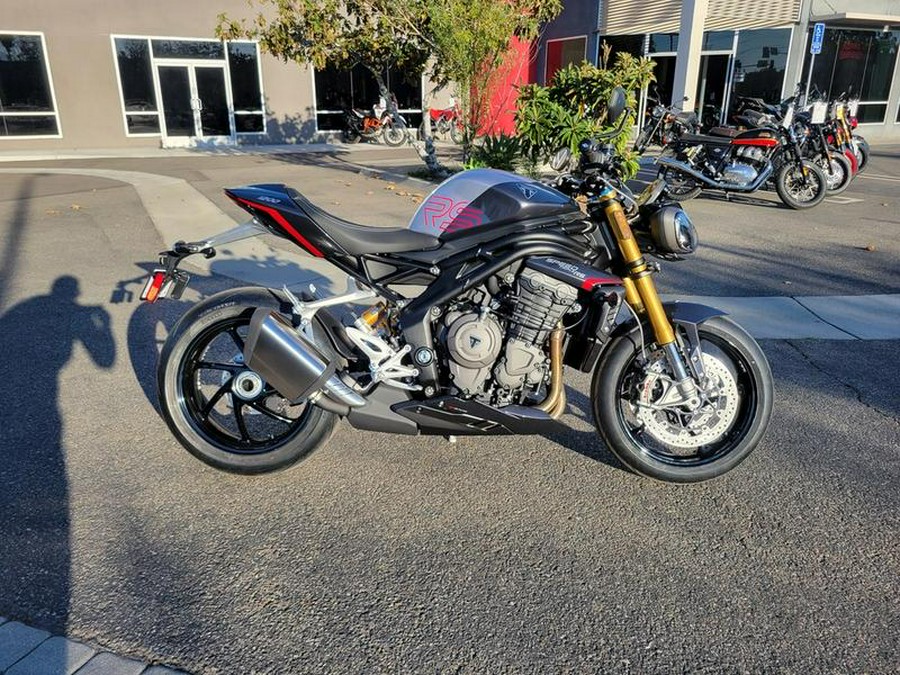 2026 Triumph Speed Triple 1200 RS Granite/Diablo Red