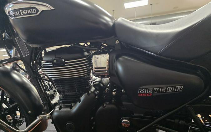 2021 Royal Enfield Meteor 350 Stellar Black