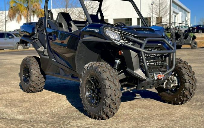 2023 Can-Am Commander XT 700