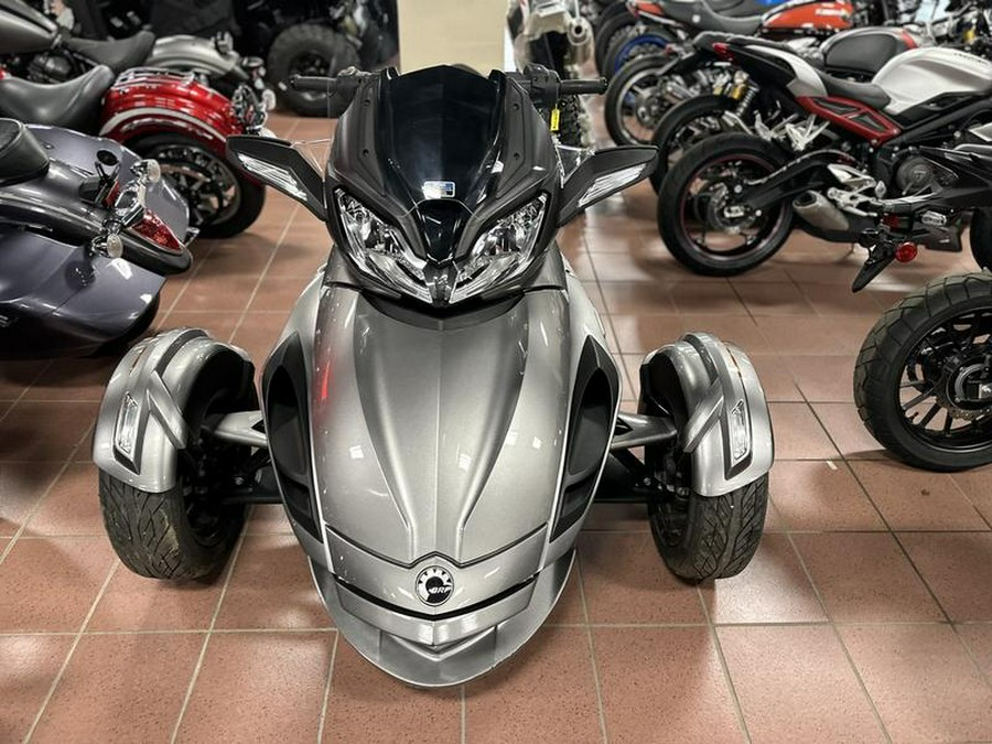 2013 Can-Am® Spyder ST