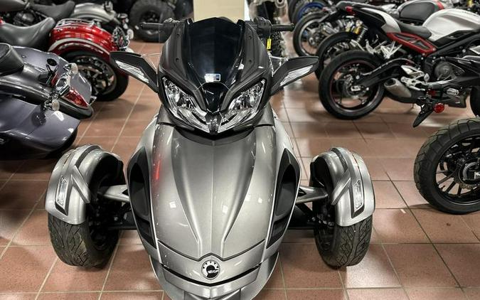 2013 Can-Am® Spyder ST