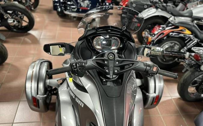 2013 Can-Am® Spyder ST