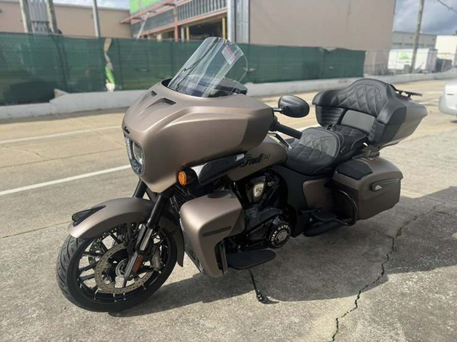 2025 Indian Roadmaster Powerplus Dark Horse 112 W/Powerband