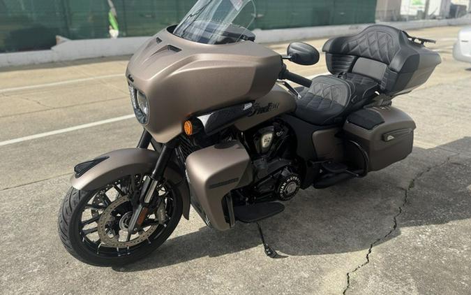 2025 Indian Roadmaster Powerplus Dark Horse 112 W/Powerband