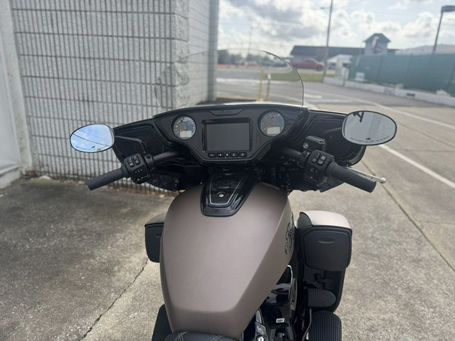 2025 Indian Roadmaster Powerplus Dark Horse 112 W/Powerband