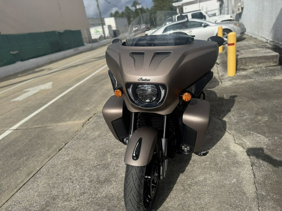 2025 Indian Roadmaster Powerplus Dark Horse 112 W/Powerband