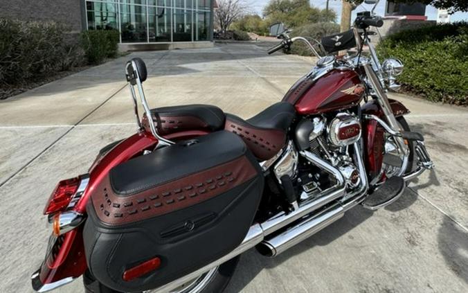 2023 Harley-Davidson® FLHCSANV - Heritage Classic Anniversary Edition
