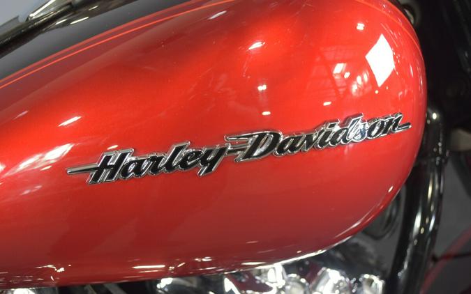 2019 Harley-Davidson Heritage Classic 114 Wicked Red/Twisted Cherry