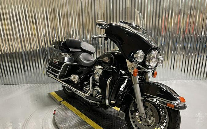 2010 Harley-Davidson FLHTC - Electra Glide Classic FLHTC