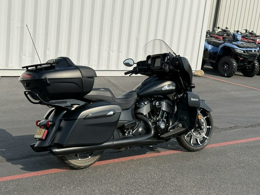 2024 Indian Roadmaster Dark Horse W/Powerband Audio Package Maroon Metallic