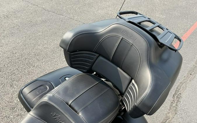 2024 Indian Roadmaster Dark Horse W/Powerband Audio Package Maroon Metallic