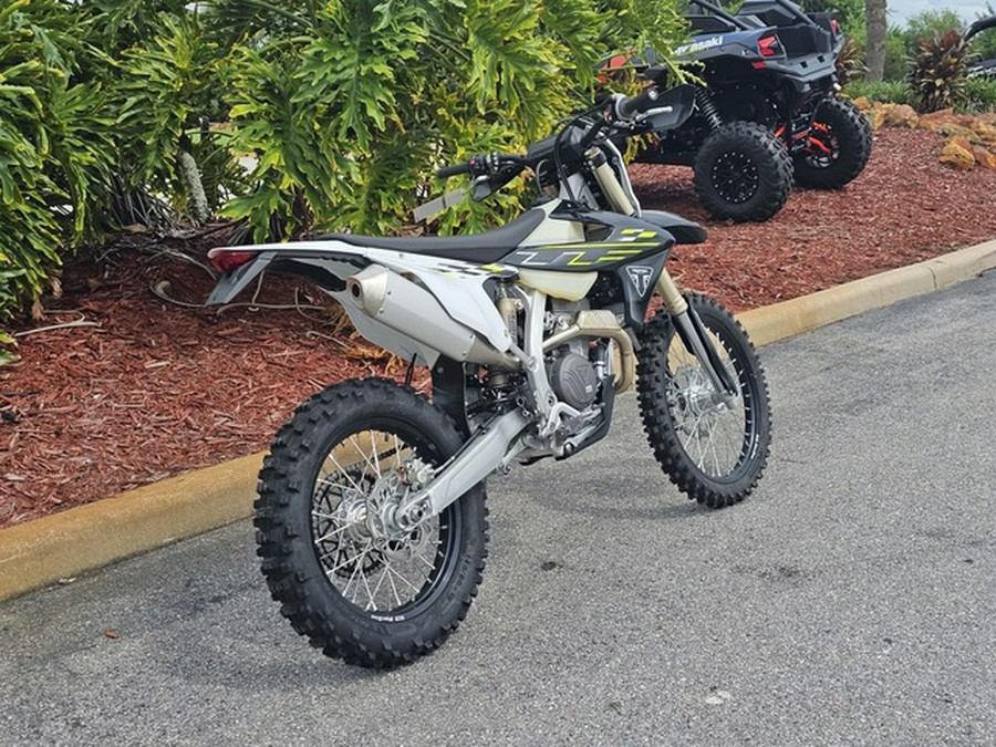 2026 Triumph TF 250-E Jet Black/Pure White 250-E