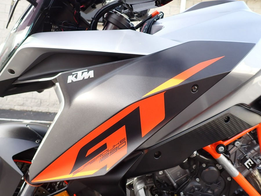 2017 KTM 1290 Super Duke GT