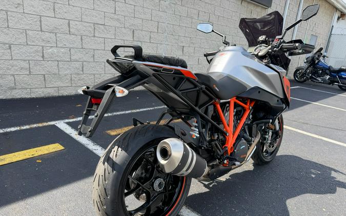 2017 KTM 1290 Super Duke GT