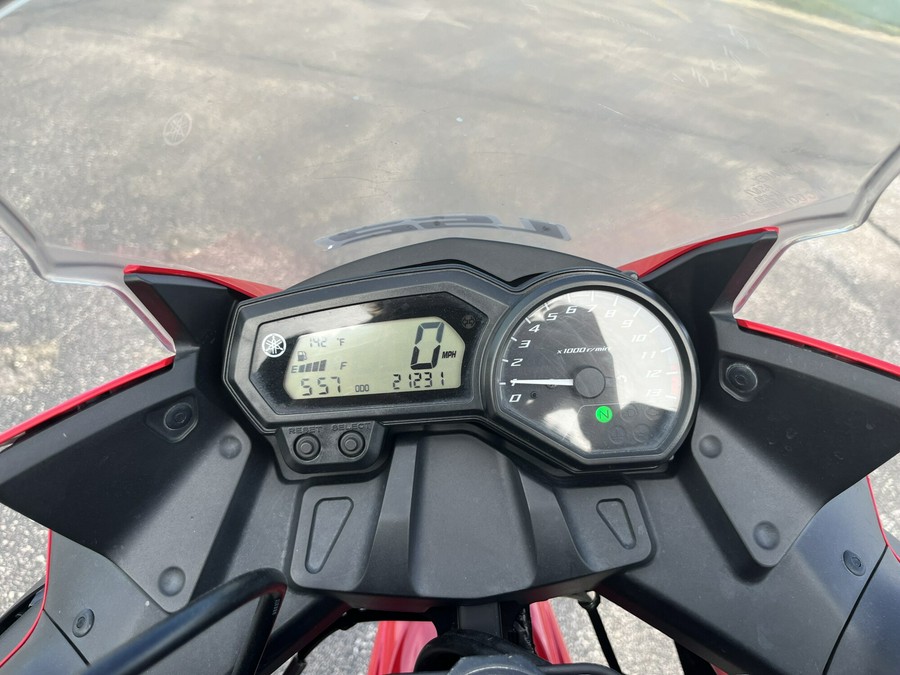 2015 Yamaha FZ6R