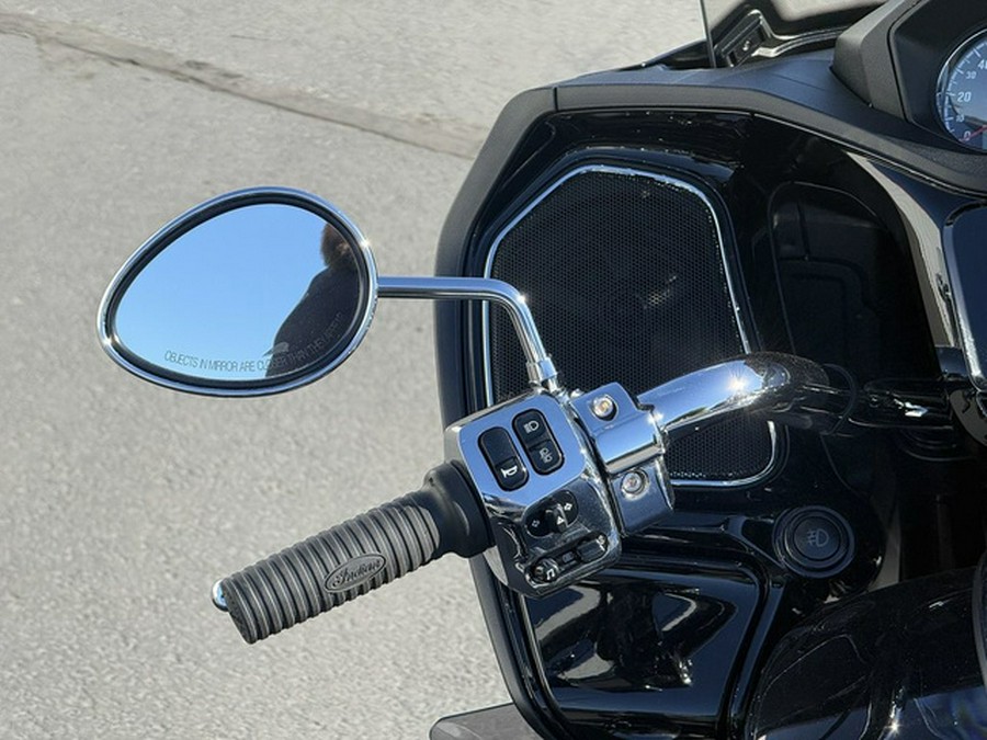 2023 Indian Pursuit Limited With Premium Package Black Metallic